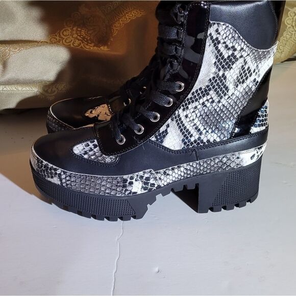 LADIES FASHIONOVA SNAKESKIN LOOK BOOT - Picture 9 of 15
